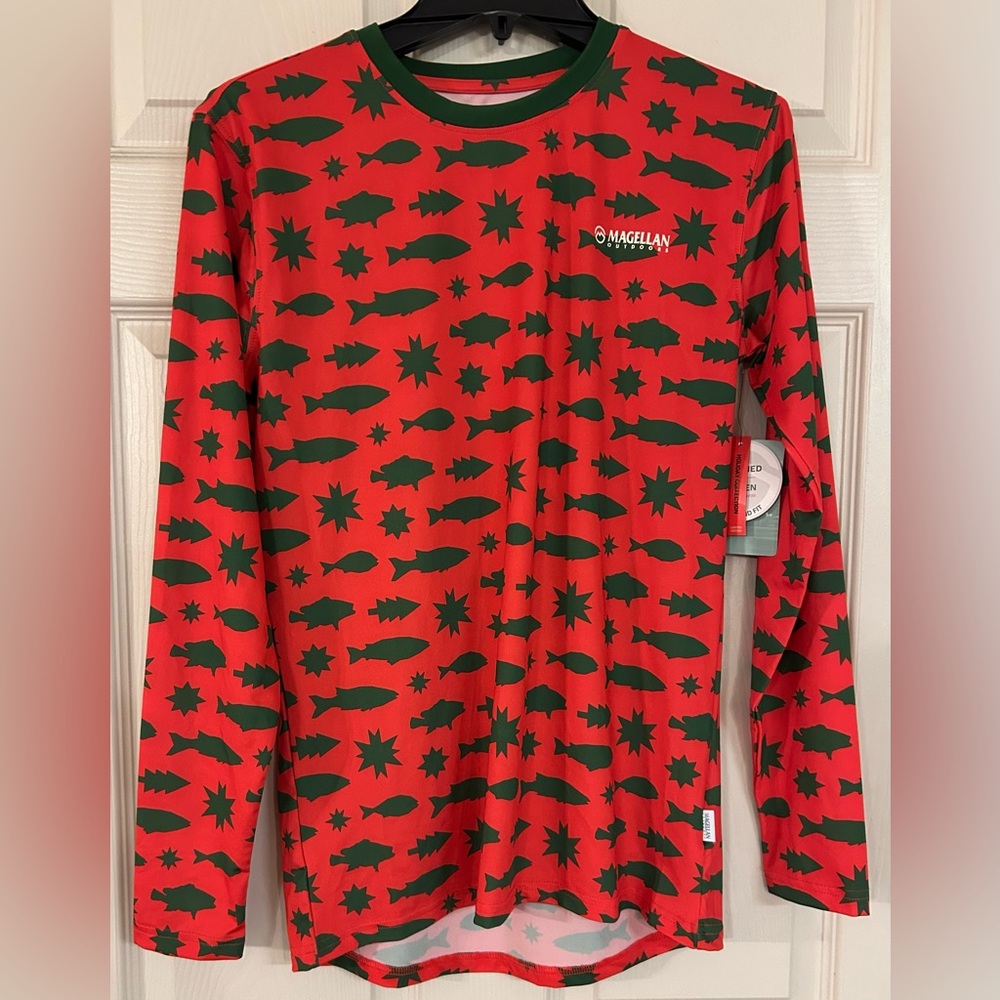 NWT Magellan Women’s Long Sleeve Holiday Cooling Fishing Shirt Boyfriend XS